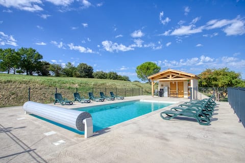 Cottage for 12/14 people with pool in Drôme Provençale