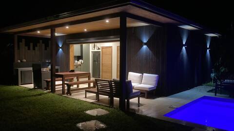 Quiet premium lodge with exceptional sea view