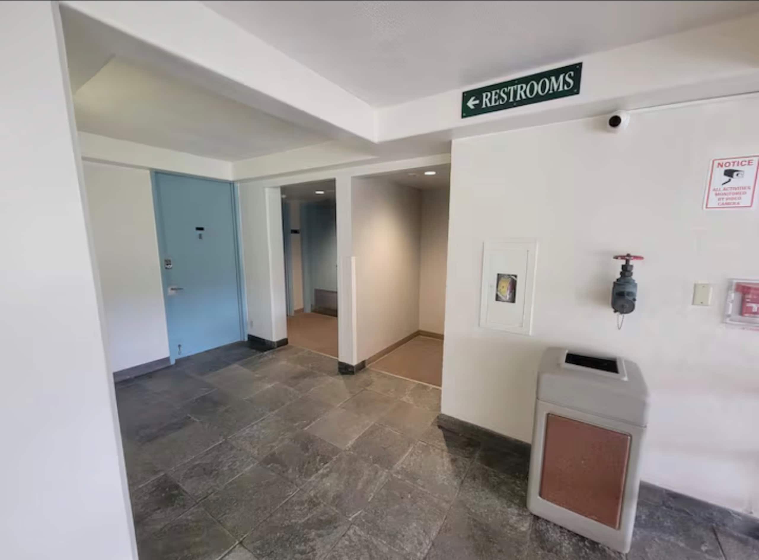Condo in Honolulu · ★4.9 · 1 bedroom · 3 beds · 1 private bath - Image 55