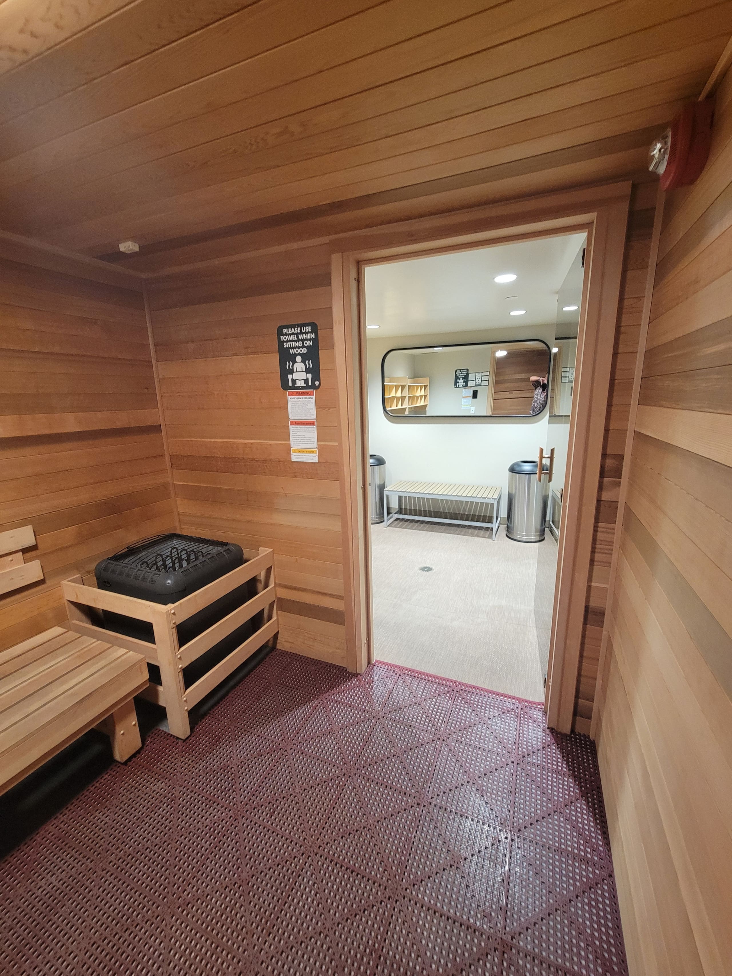 Condo in Honolulu · ★4.9 · 1 bedroom · 3 beds · 1 private bath - Image 54