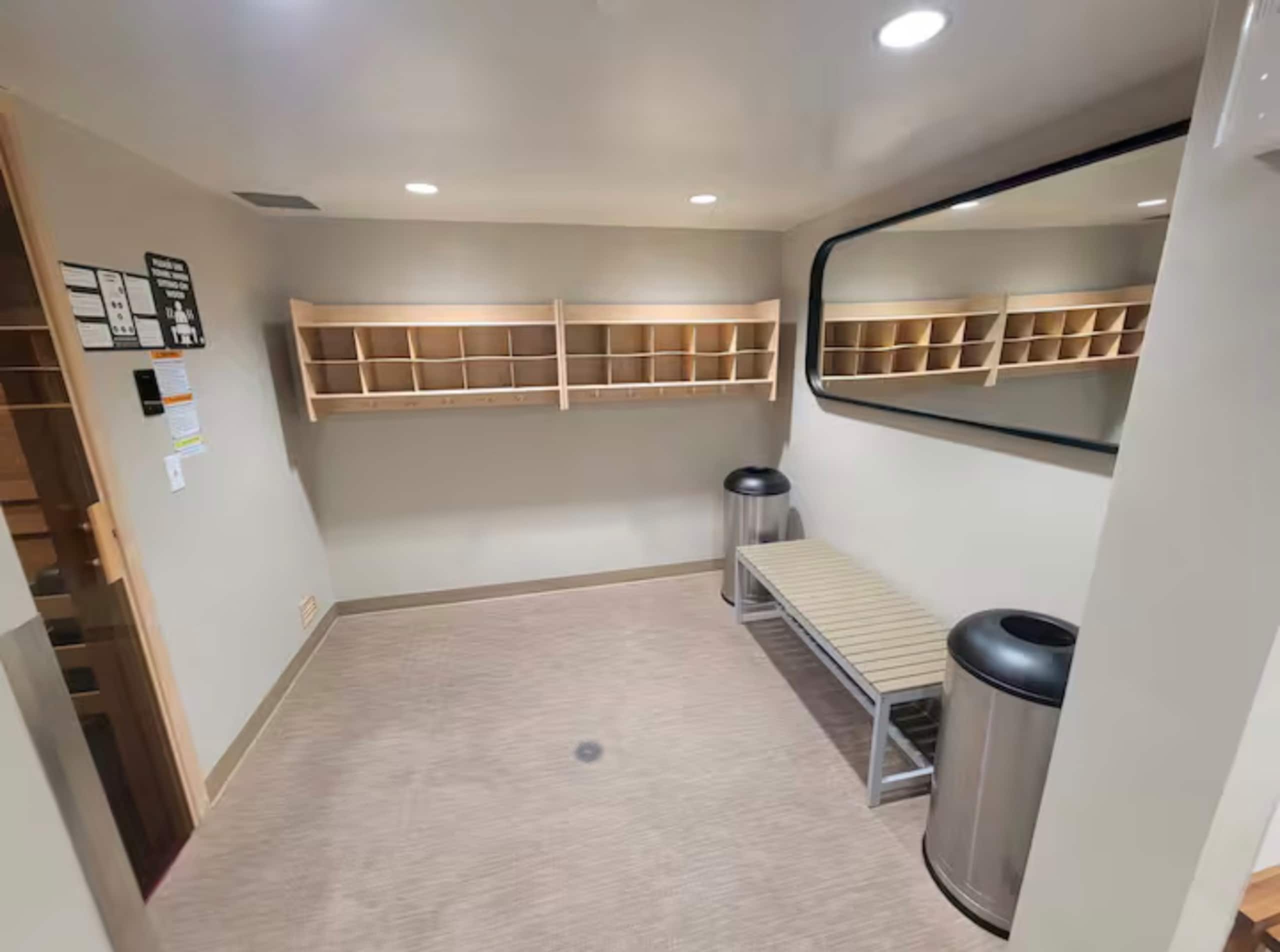 Condo in Honolulu · ★4.9 · 1 bedroom · 3 beds · 1 private bath - Image 59