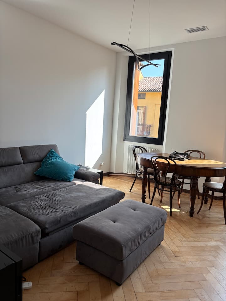Stanza Privata In Ampio Appartamento Ristrutturato - Padova