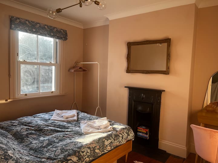 غرفة النوم 1