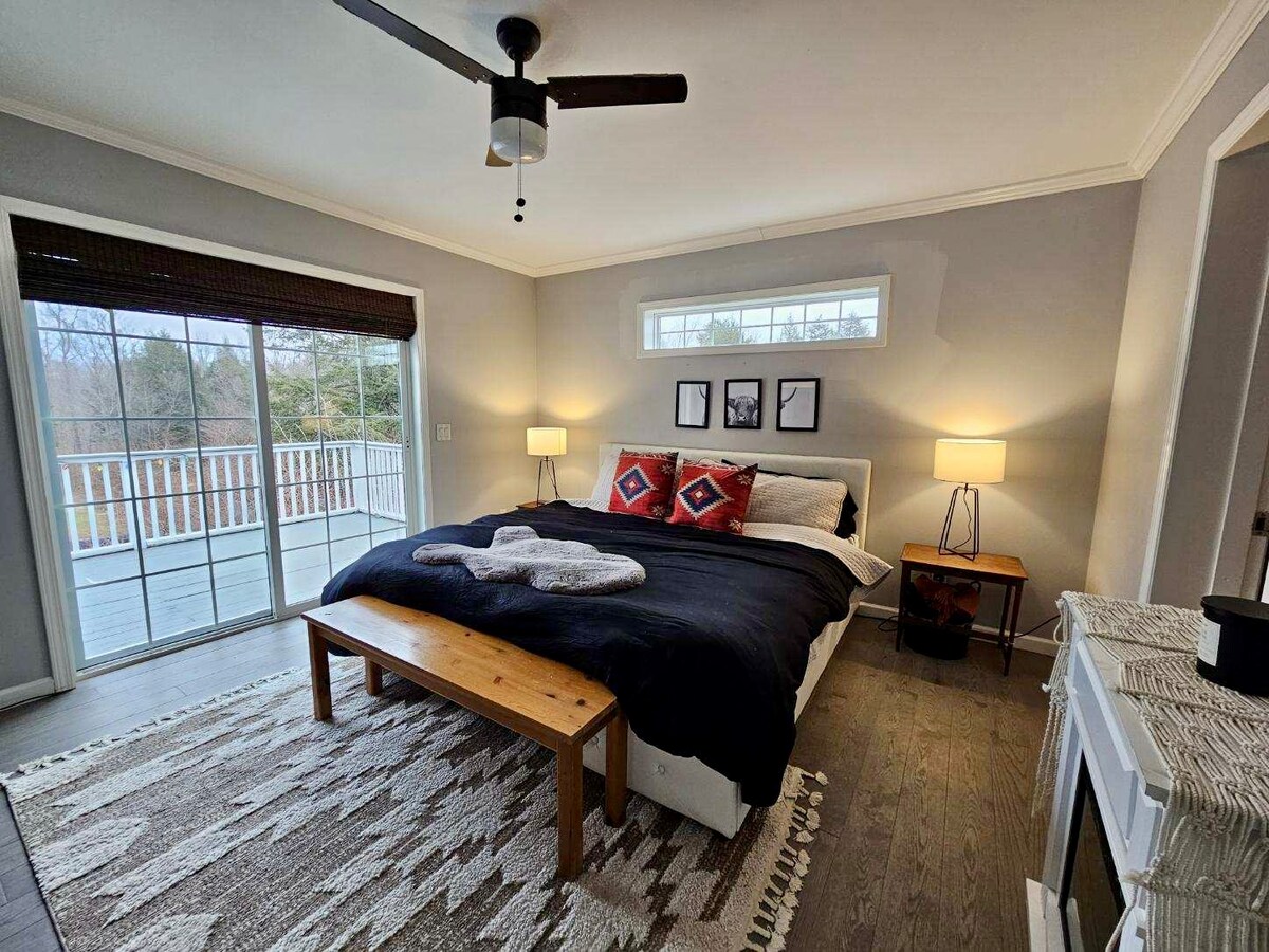 Kitanda aina ya Master bedroom king 