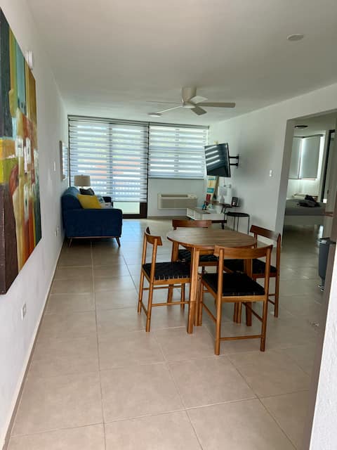 Popular Airbnb listing: Casita Palma Real in San Antonio