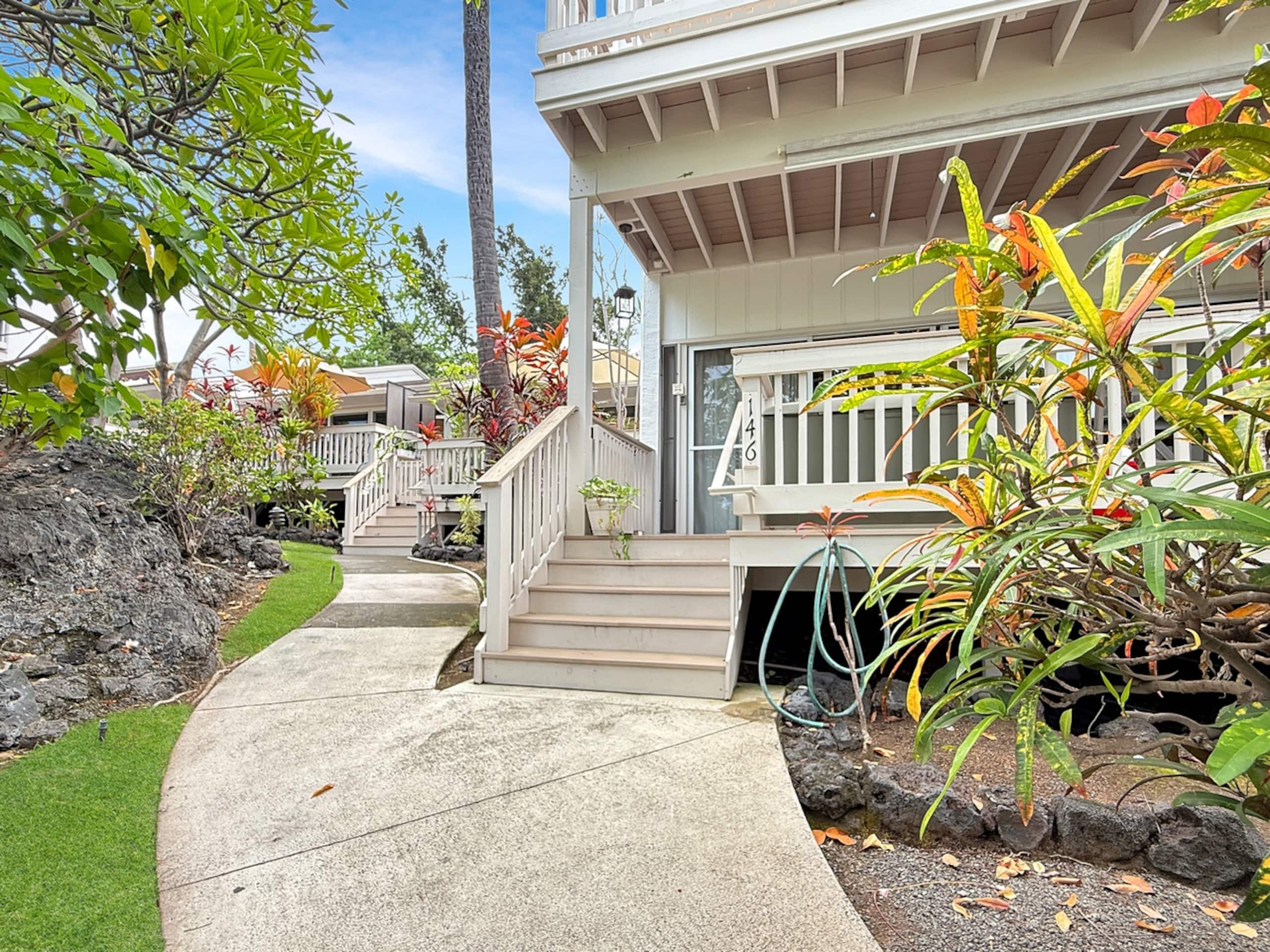 Condo in Kailua-Kona · ★4.81 · 2 bedrooms · 3 beds · 2 private baths - Image 16