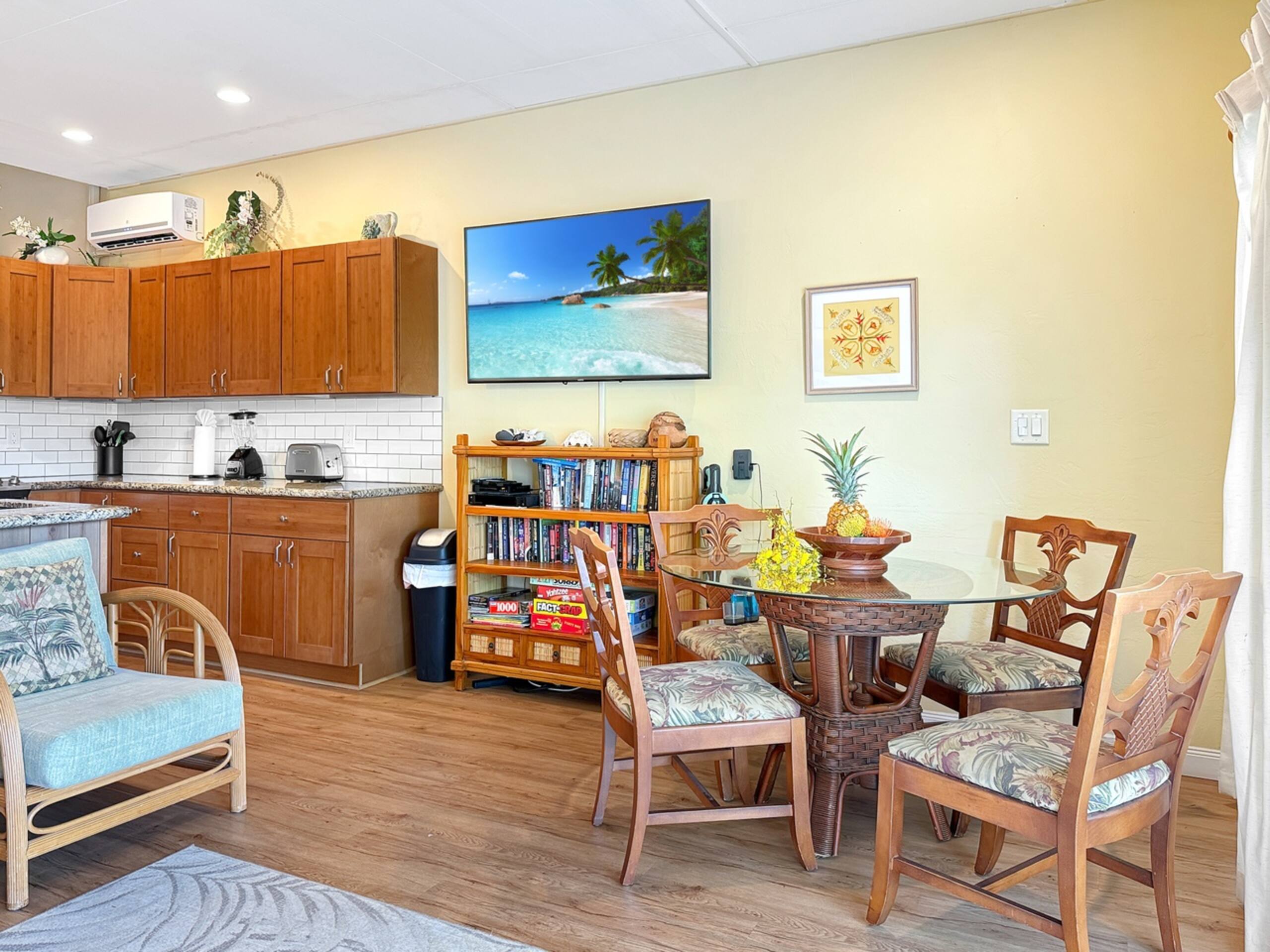 Condo in Kailua-Kona · ★4.81 · 2 bedrooms · 3 beds · 2 private baths - Image 3