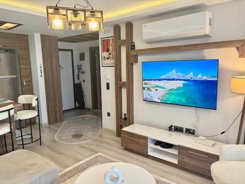 Successful Airbnb property: Comfortable 1+1 Residence 2 with a Quiet Pool for Families in Kuşadası