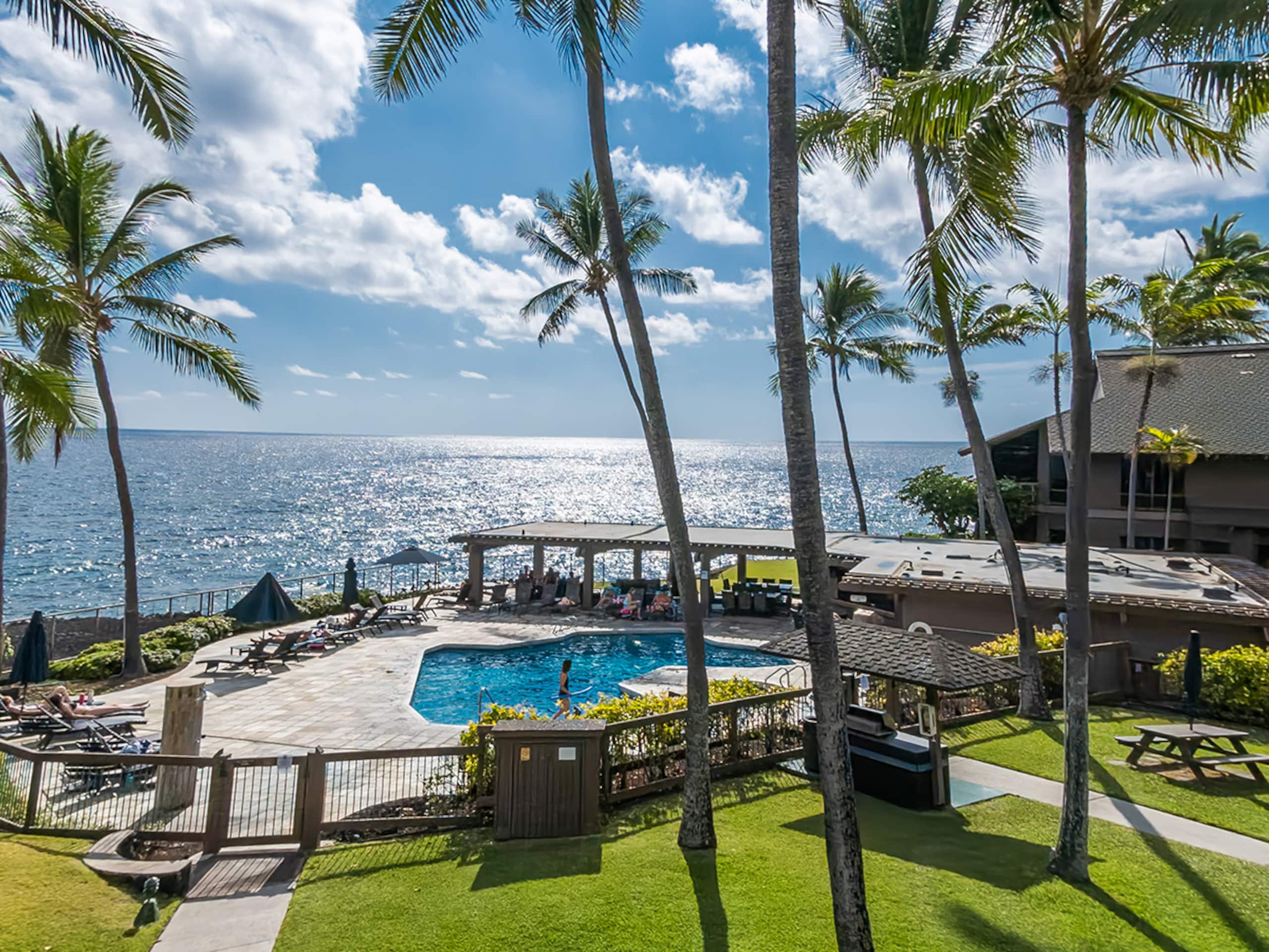 High-End Ocean Sanctuary with Upgraded Interiors - Image 122