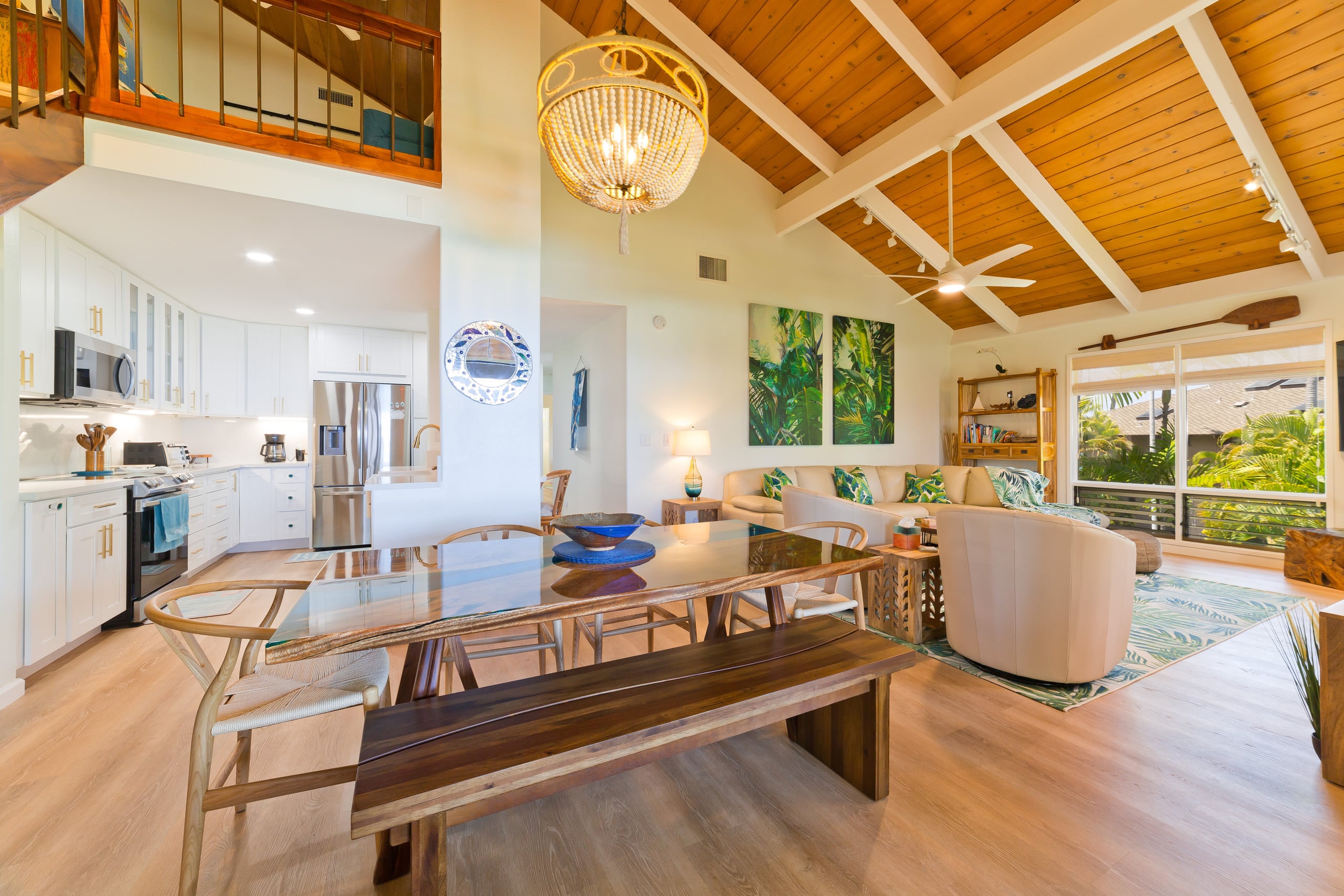 High-End Ocean Sanctuary with Upgraded Interiors - Image 4