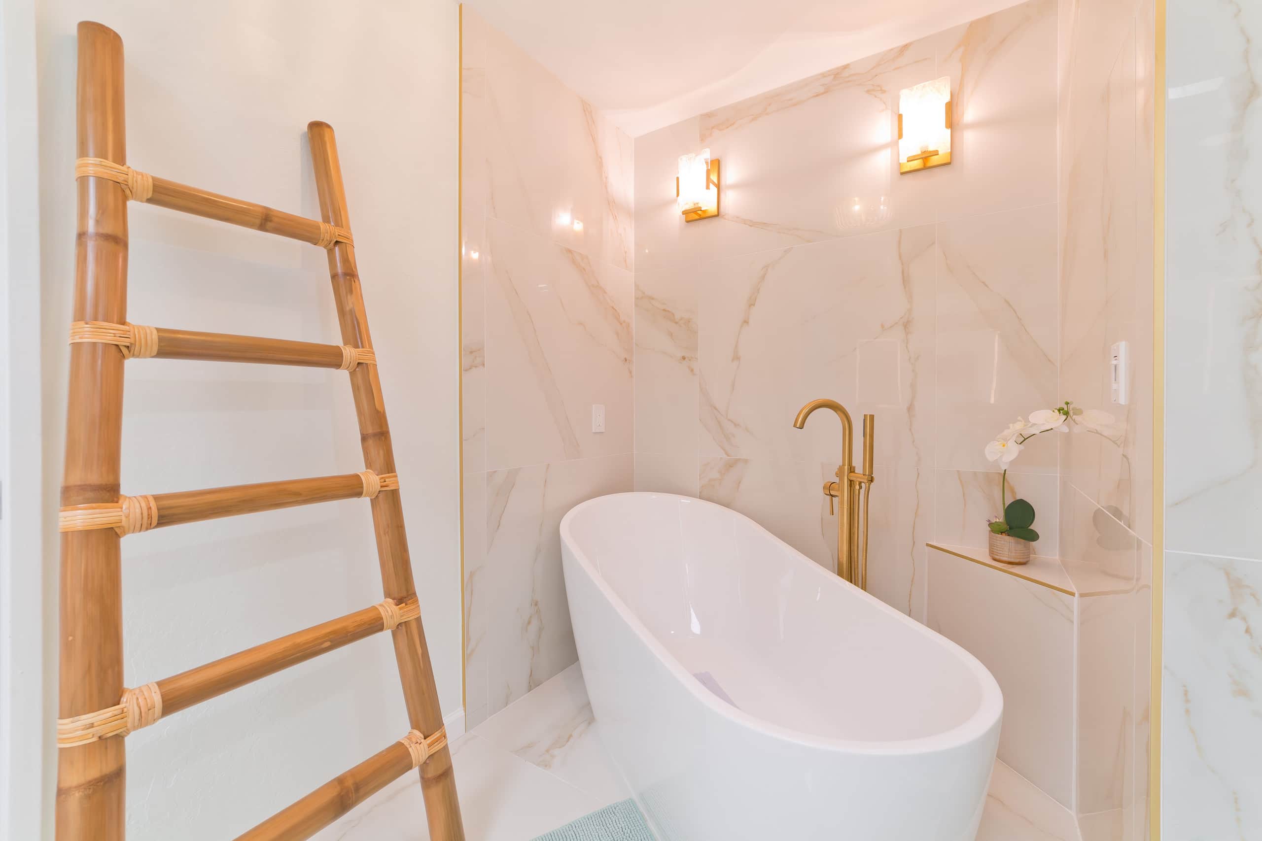 High-End Ocean Sanctuary with Upgraded Interiors - Image 37