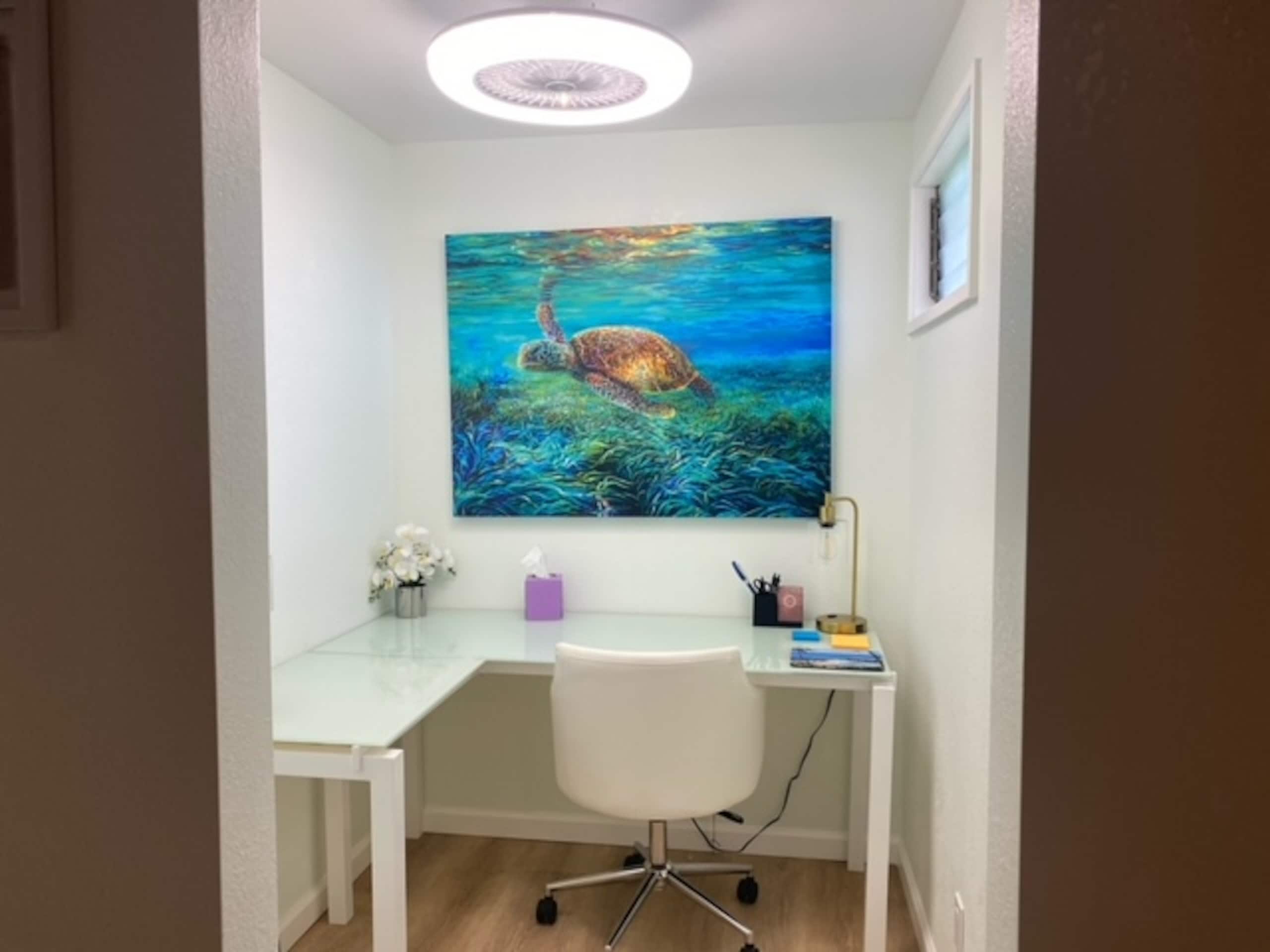High-End Ocean Sanctuary with Upgraded Interiors - Image 27
