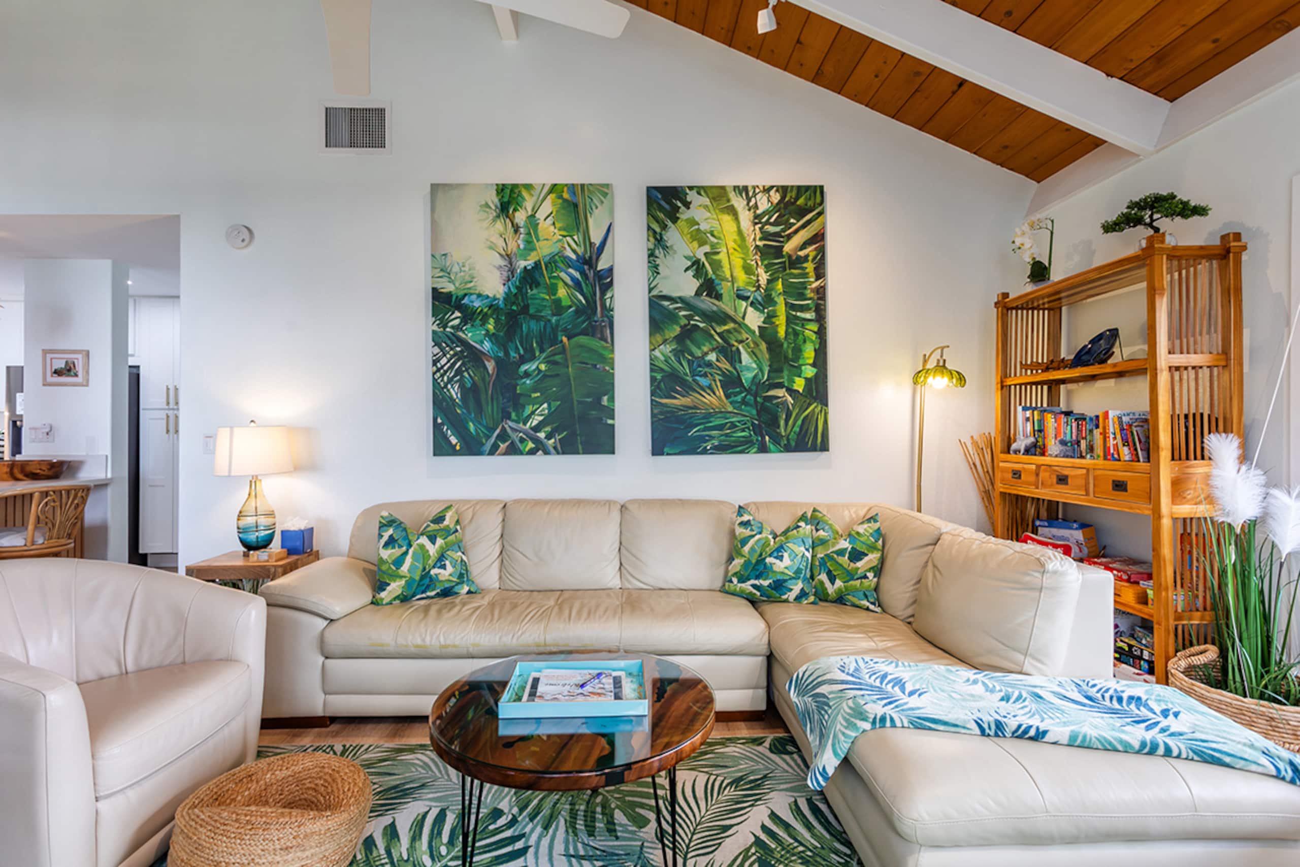 High-End Ocean Sanctuary with Upgraded Interiors - Image 152