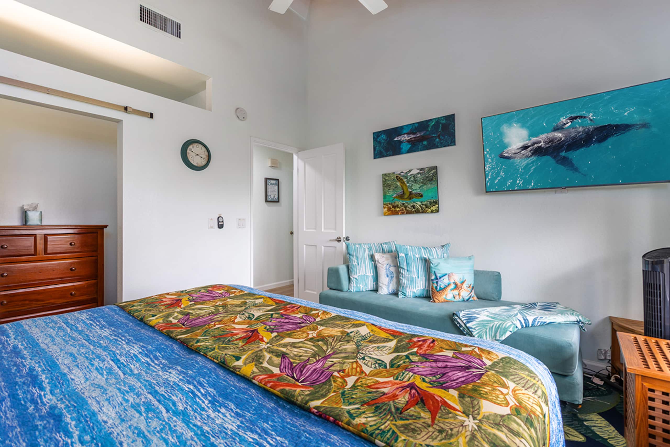 High-End Ocean Sanctuary with Upgraded Interiors - Image 155
