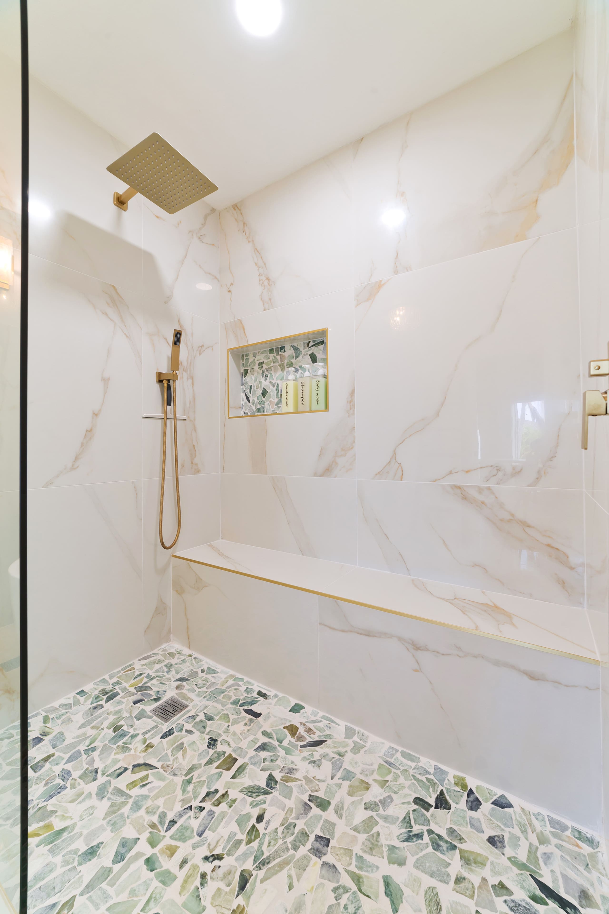 High-End Ocean Sanctuary with Upgraded Interiors - Image 41