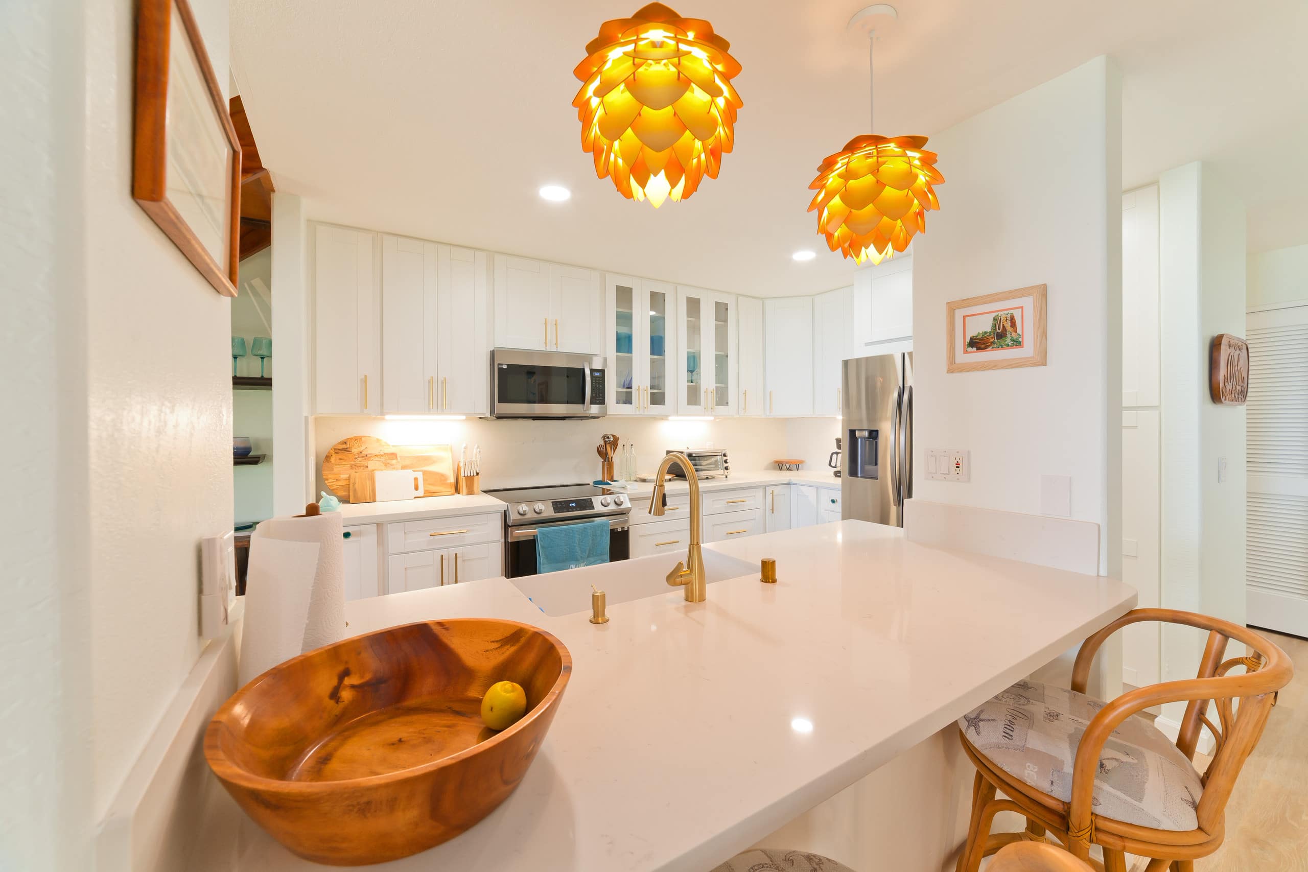 High-End Ocean Sanctuary with Upgraded Interiors - Image 18