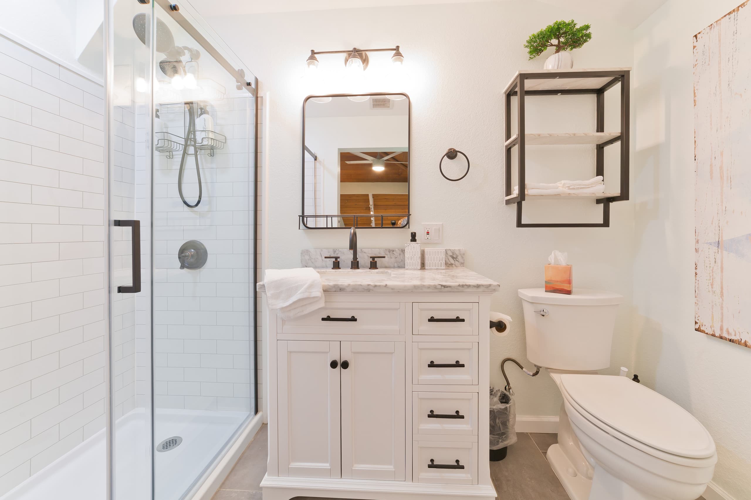 High-End Ocean Sanctuary with Upgraded Interiors - Image 40