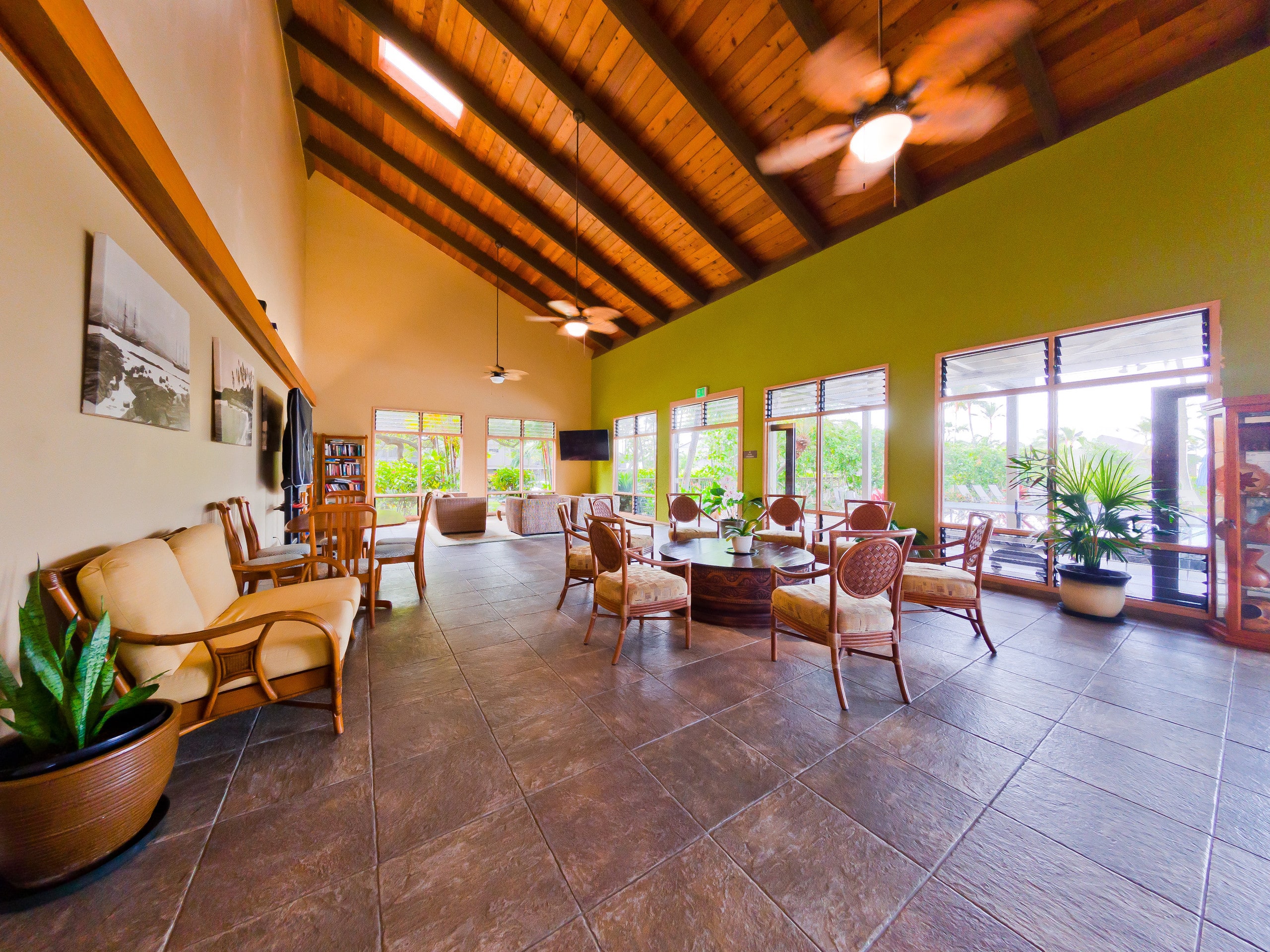 High-End Ocean Sanctuary with Upgraded Interiors - Image 48