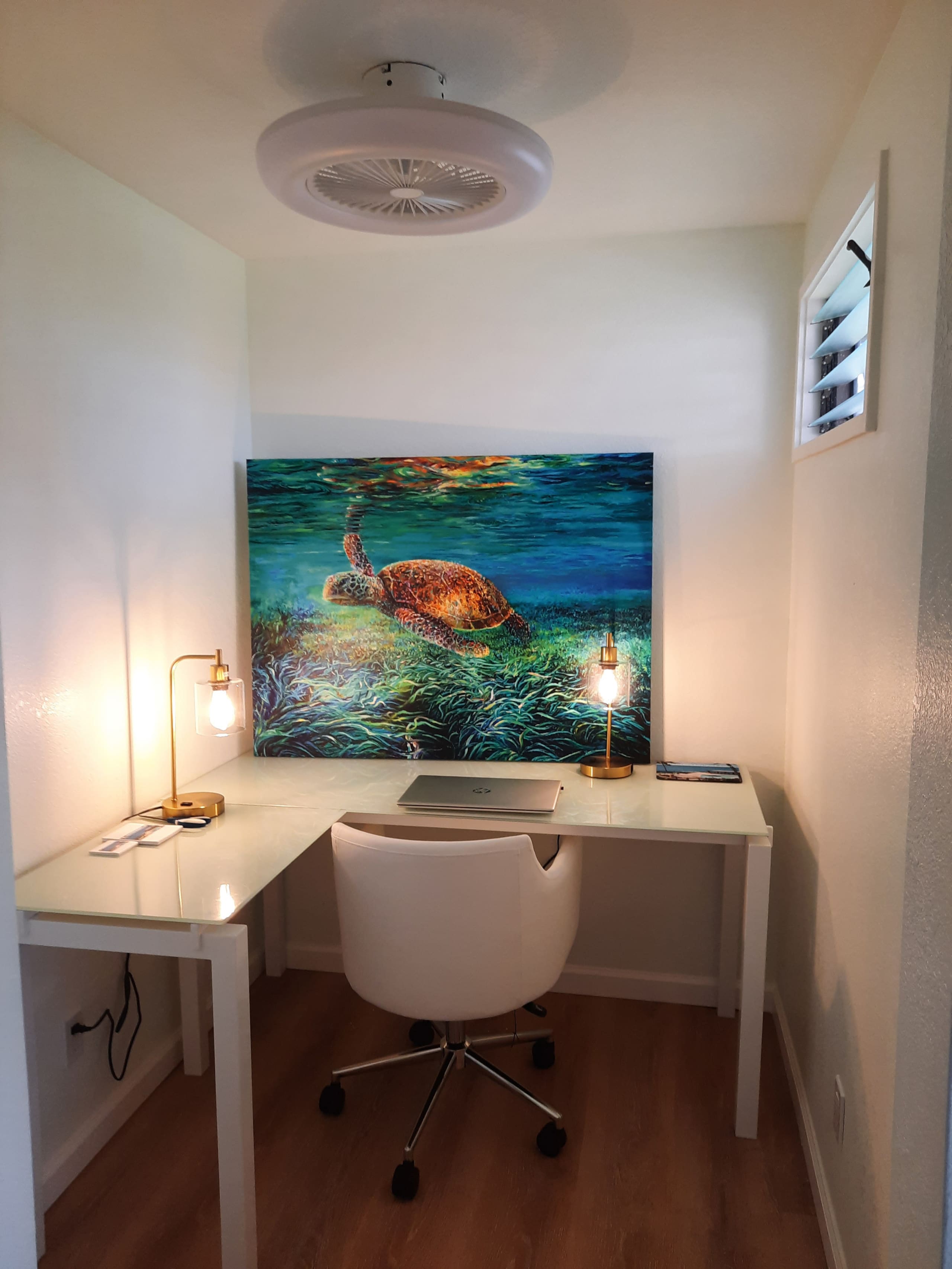 High-End Ocean Sanctuary with Upgraded Interiors - Image 79