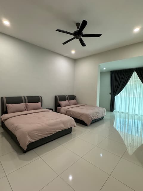 Hb Homestay cozy 16 + pax raja uda
