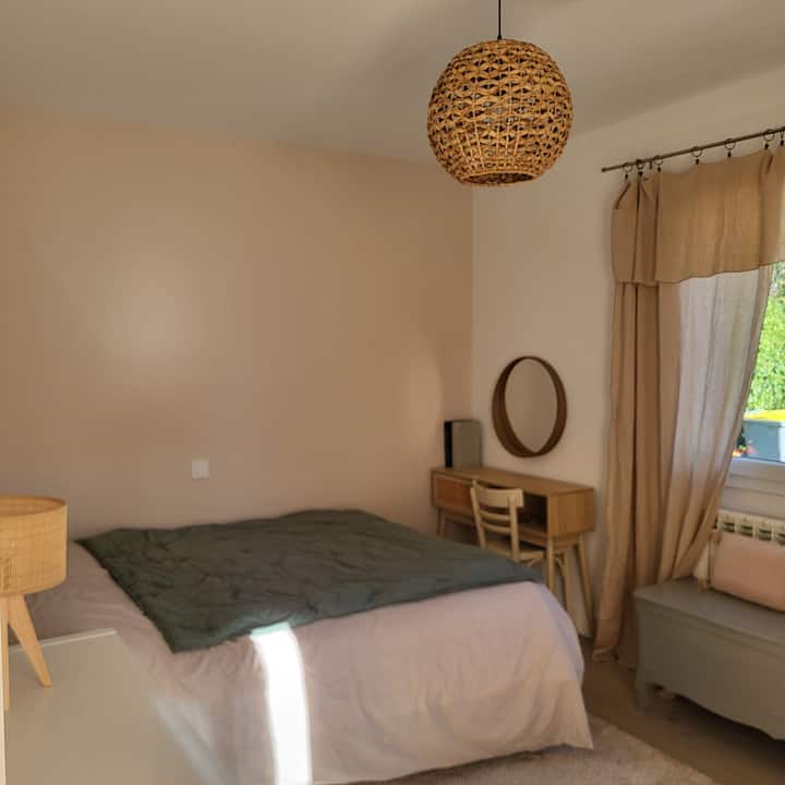 غرفة النوم 2