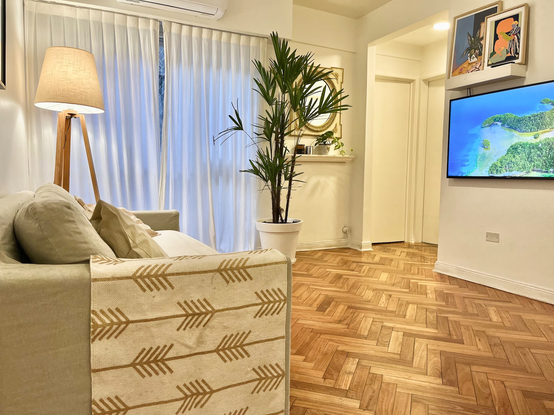 Two-bedroom apartment in Almagro