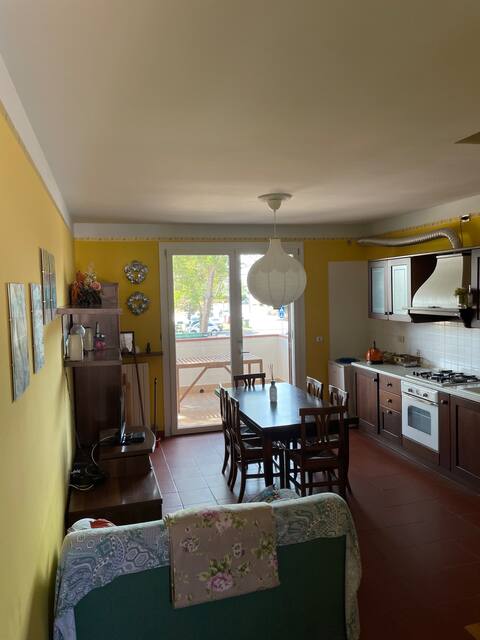 Popular Airbnb listing: Apartment with balcony in Comacchio