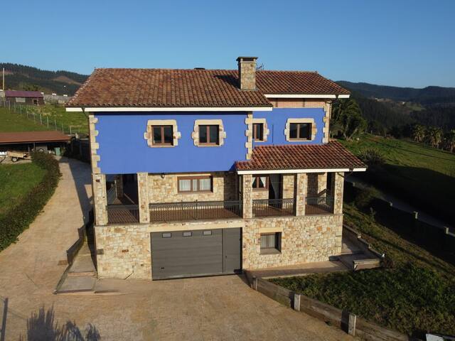 Bilbao. House in the heart of the mountain.