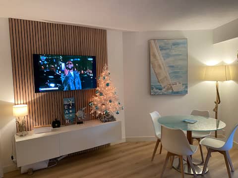 Airbnb performant: 3-star apartment, swimming pools, terrace, garage à Mandelieu La Napoule