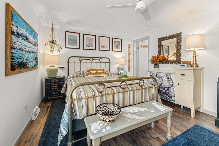Queen Bedroom with private bath.