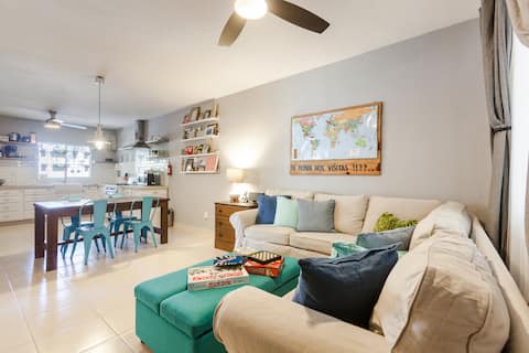 Top performing Airbnb: Vintage Charm at a Relaxing Apartment in Zazil Ha