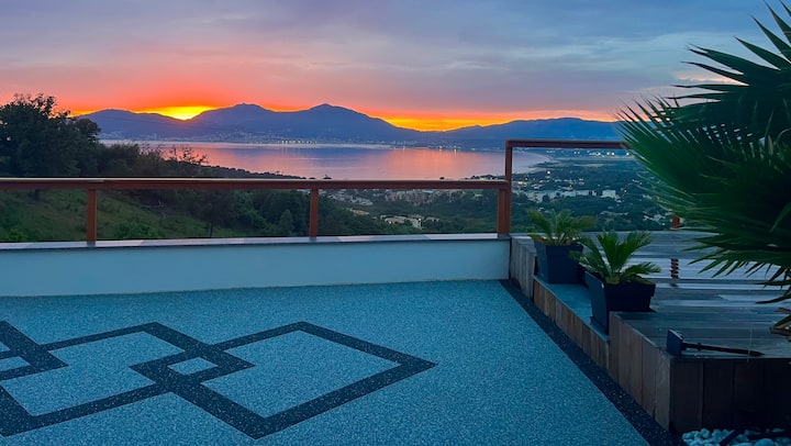 Villa Vue Golf Avec Piscine - Ajaccio