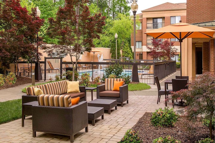 Proximity At Its Best! 3 Pleasant Units, Pool! - Durham, NC