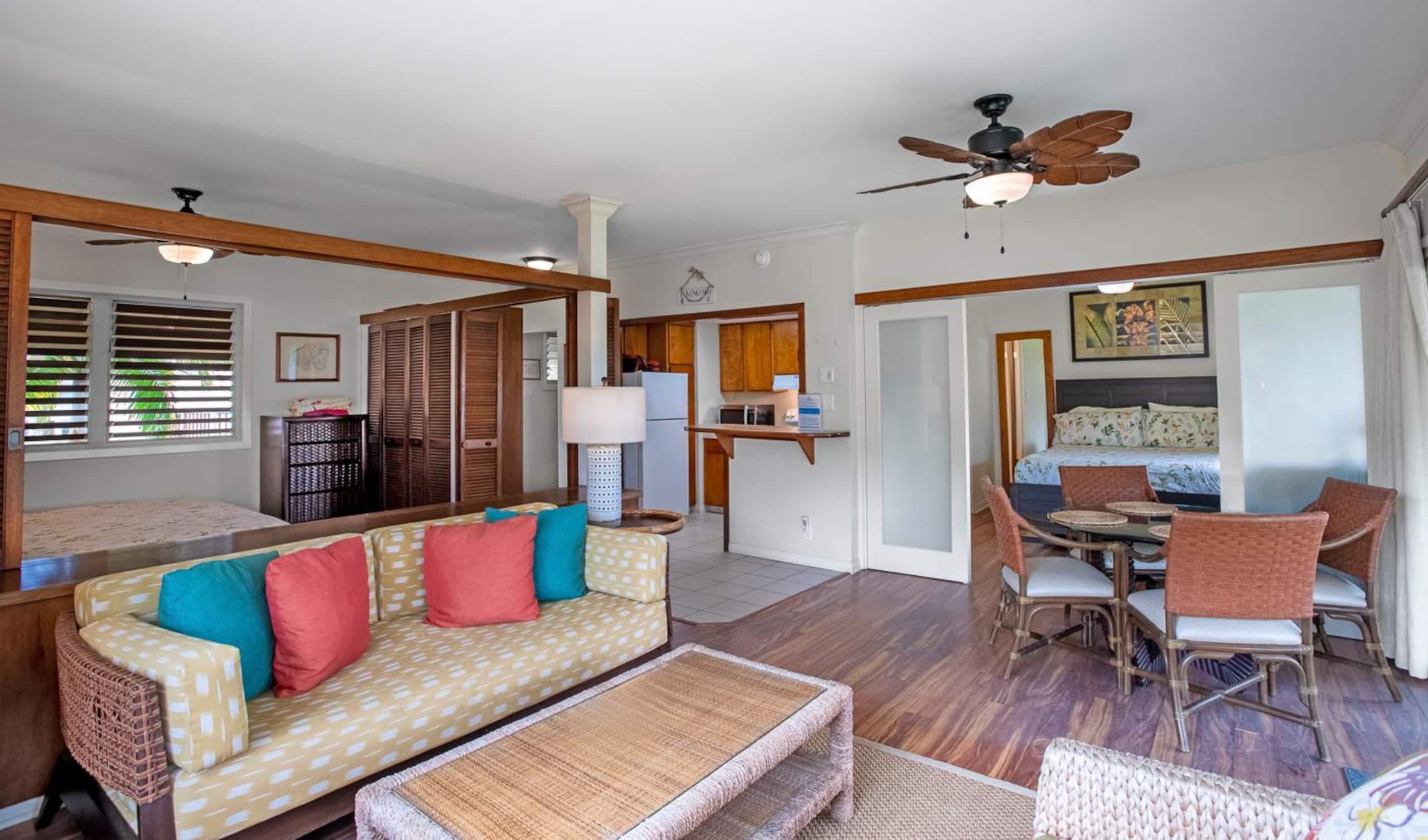 Condo in Hanalei · ★4.66 · 2 bedrooms · 2 beds · 1.5 baths - Image 8