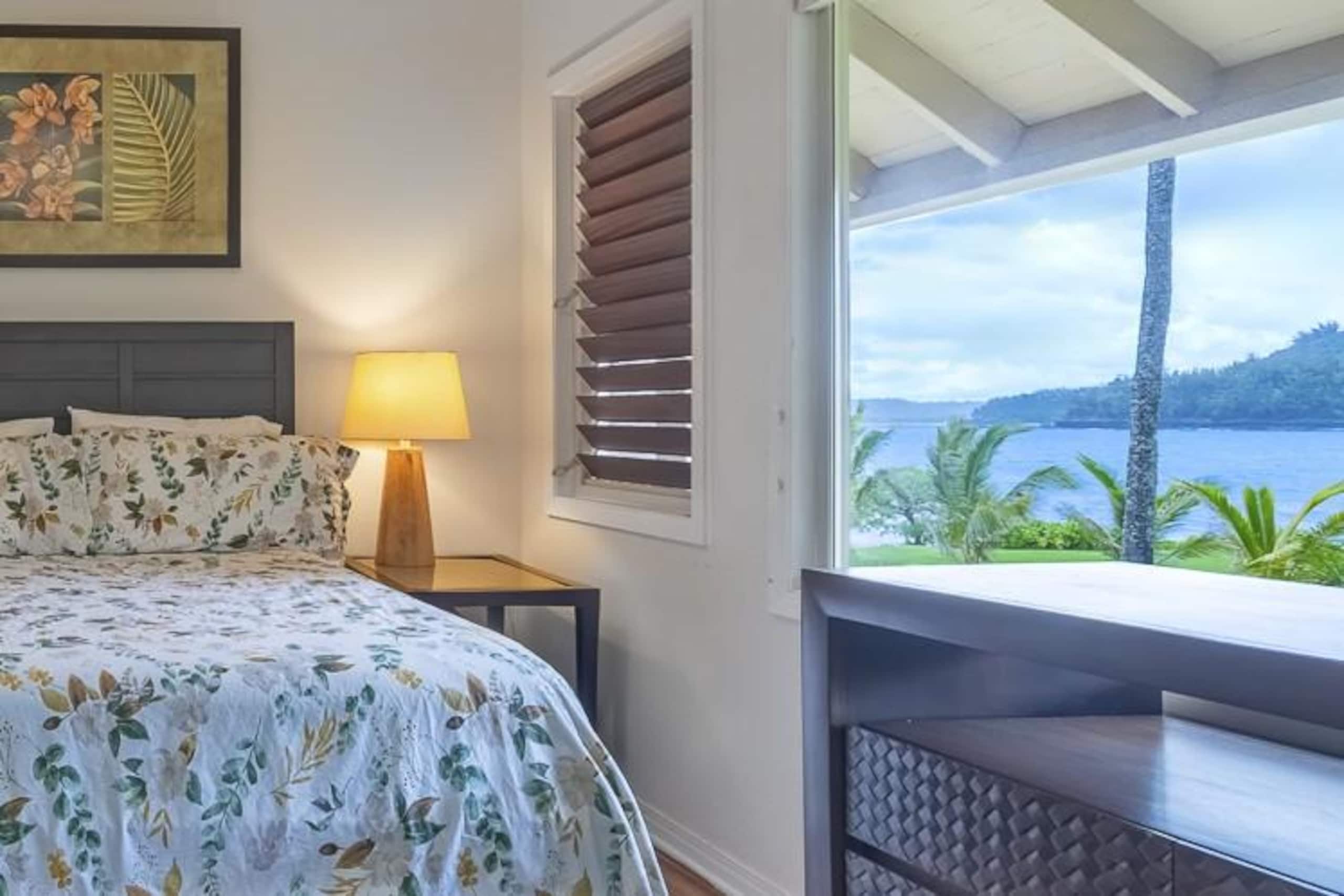 Condo in Hanalei · ★4.66 · 2 bedrooms · 2 beds · 1.5 baths - Image 4