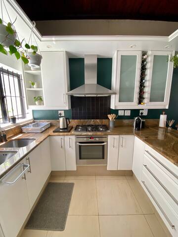 Charming Cape-Dutch beach house gallery image 5