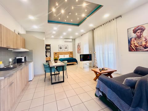 ITHACA: Apartment with private entrance