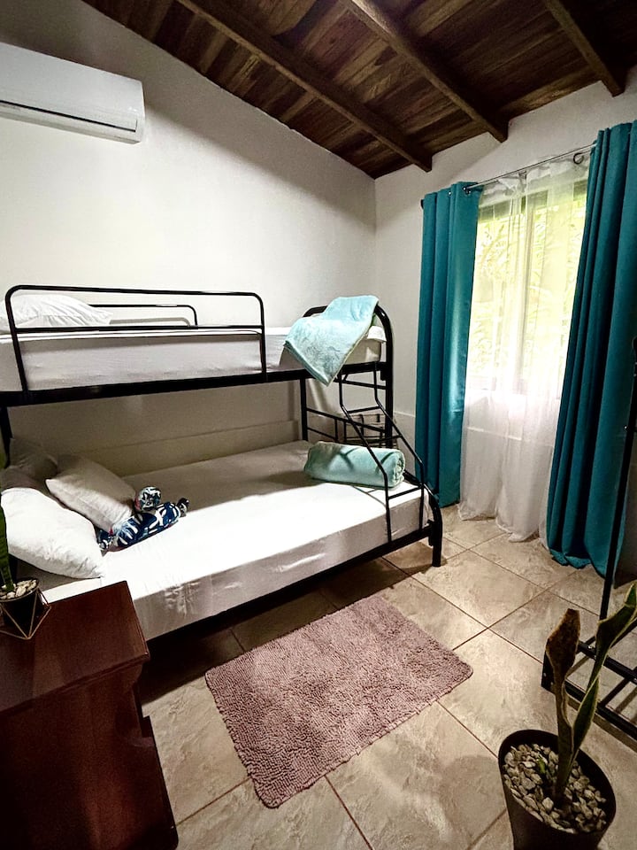 غرفة النوم 2