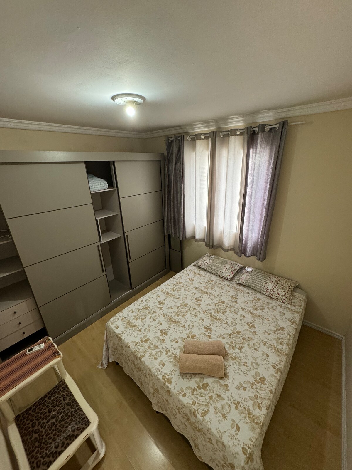 საძინებელი 1