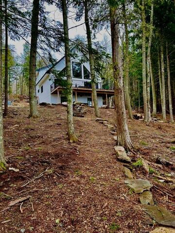 Private Lakefront Escape with Hot Tub, Sauna