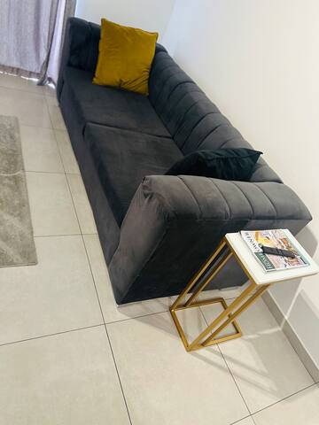 Malibu bay gallery image 4