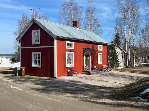 Top Airbnb: Red townhomes close to Piteå havsbad . in Piteå