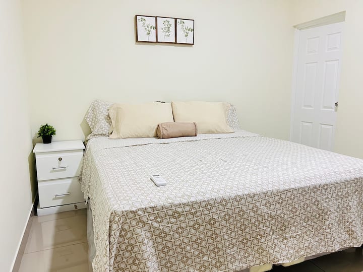 غرفة النوم 1