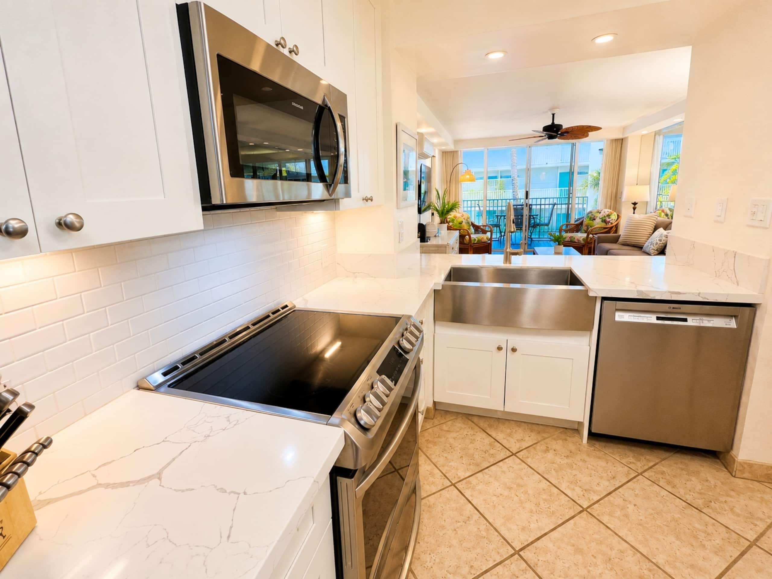 Splendid Partial Oceanview 2Bed 2Bath Remodel - Image 8