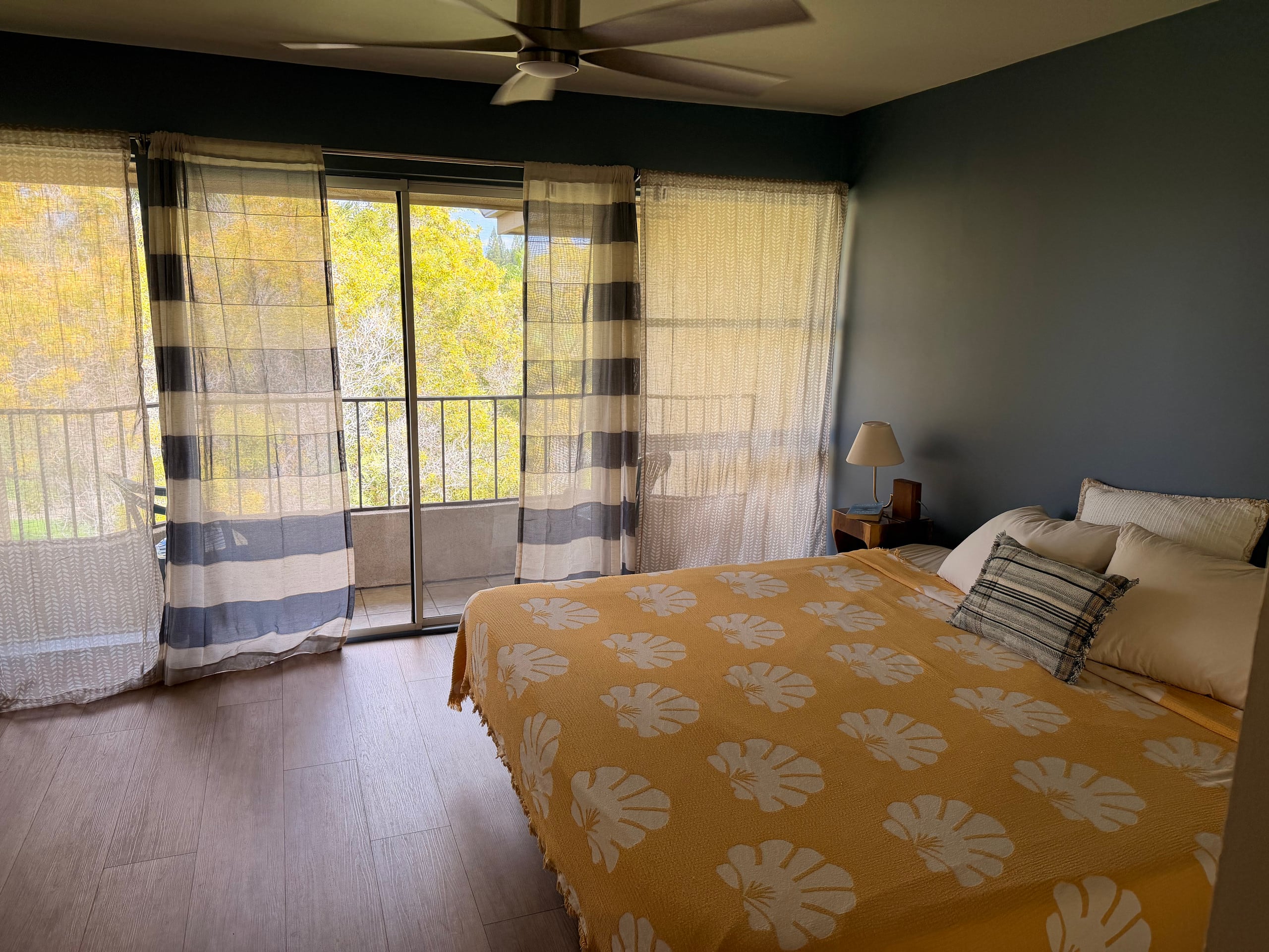 Hawaiian Hub - Photo 10