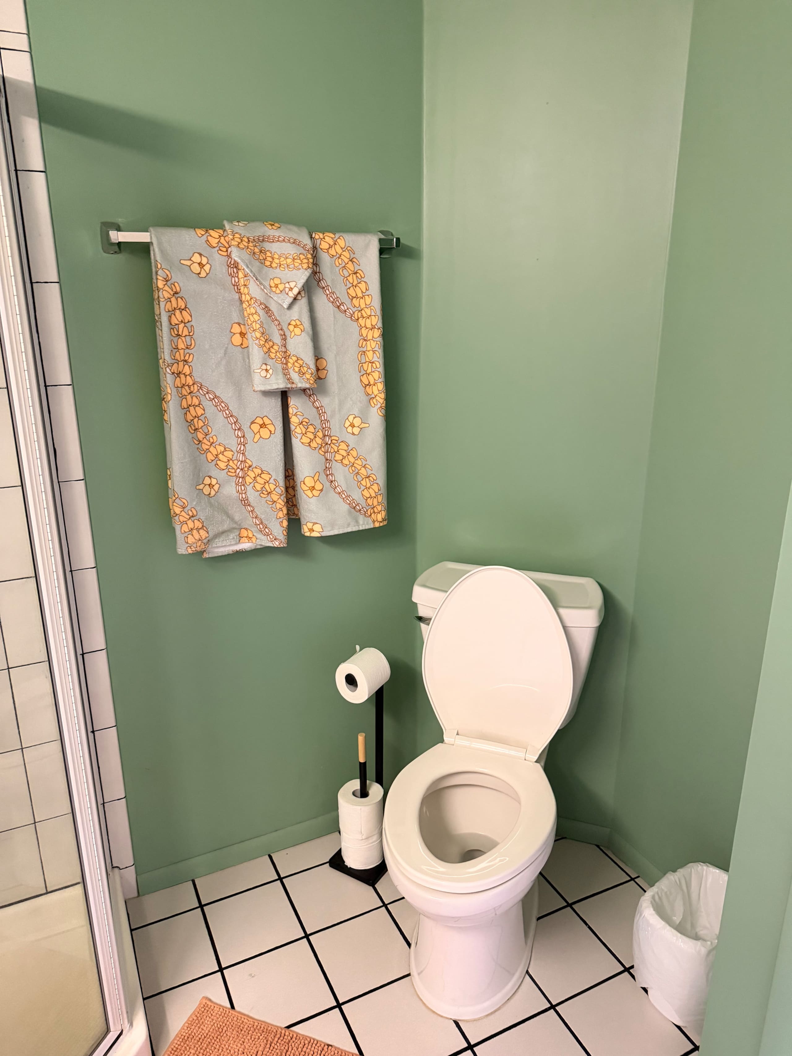 Hawaiian Hub - Photo 36