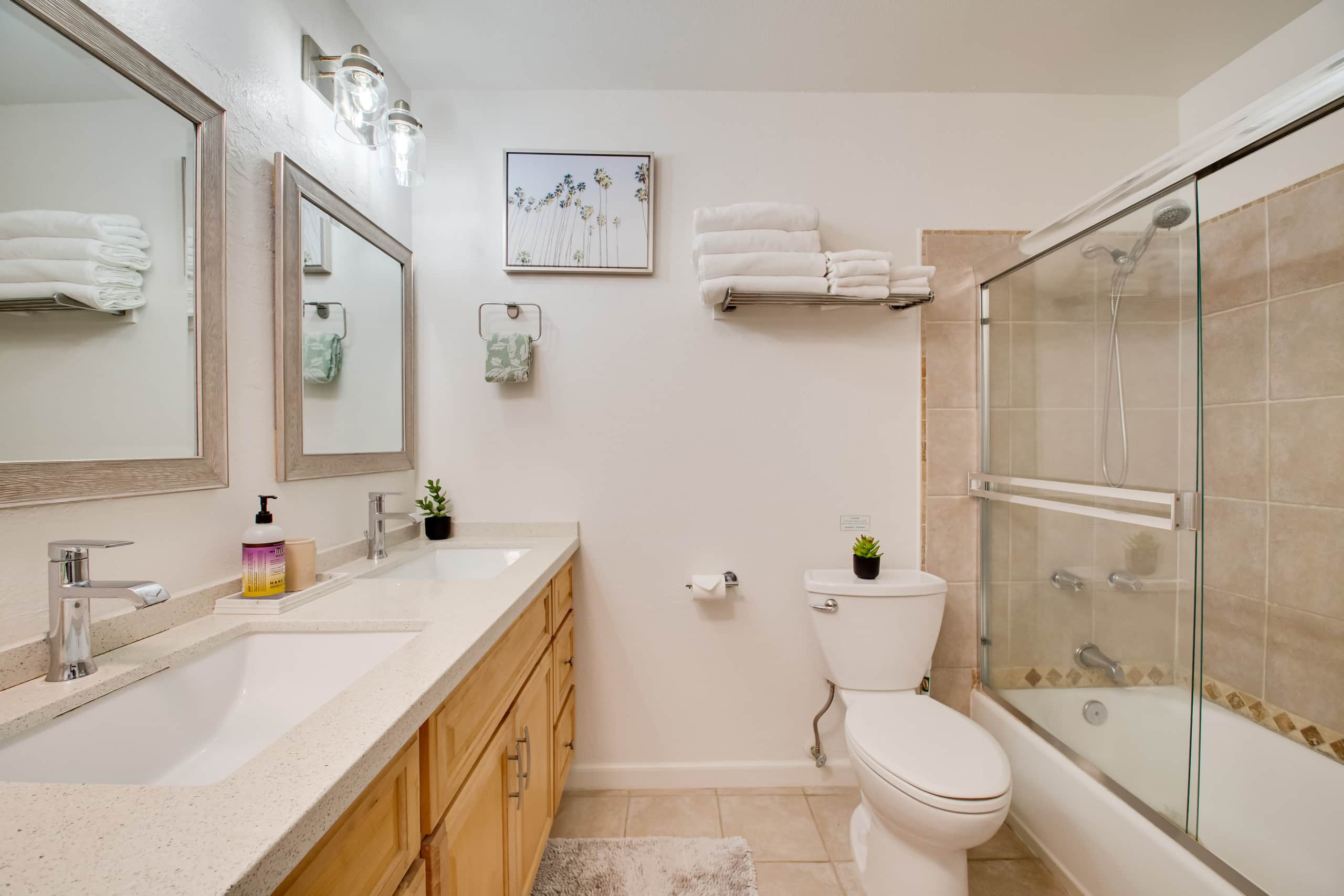 Home in Lihue · ★4.92 · 2 bedrooms · 4 beds · 1.5 private baths - Image 14