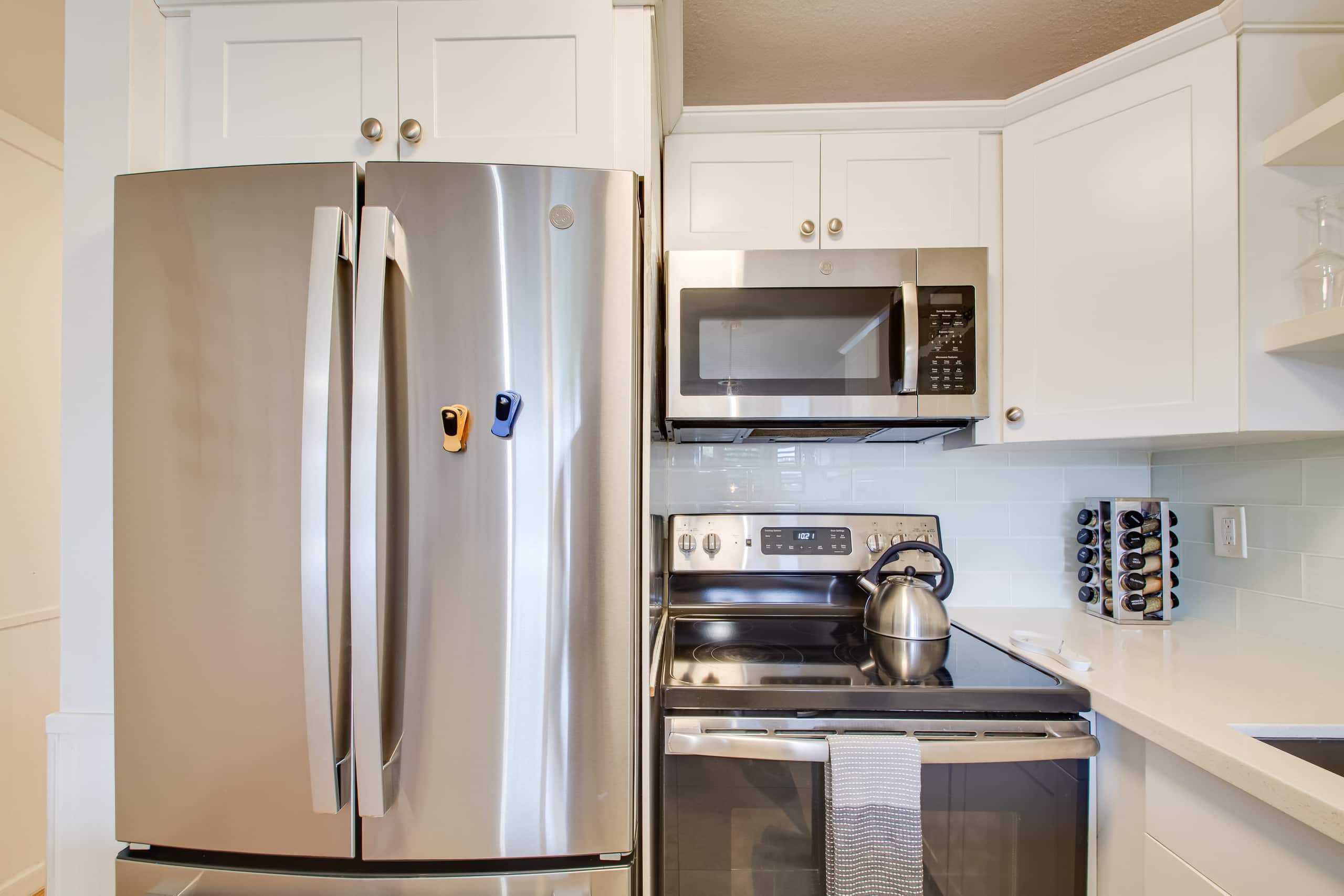 Home in Lihue · ★4.92 · 2 bedrooms · 4 beds · 1.5 private baths - Image 9
