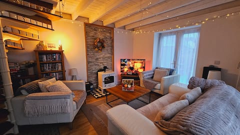 Ardow Cottage - Seaside cottage retreat Arran