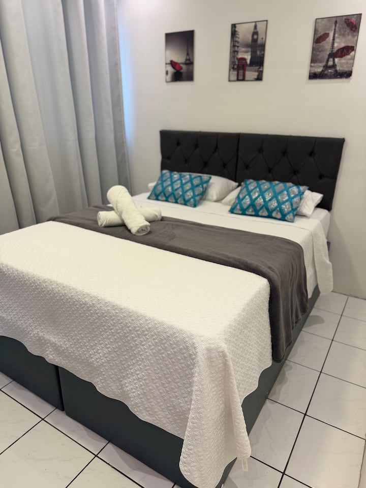 غرفة النوم 1